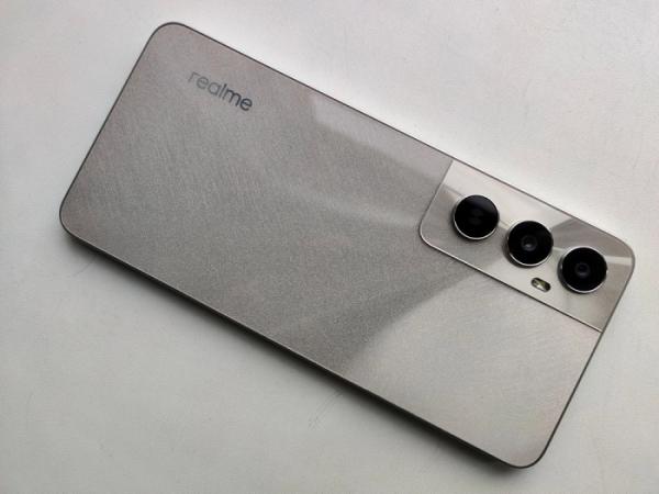 realme C65: быстрая зарядка и «умная» кнопка realme C65: быстрая зарядка и «умная» кнопка